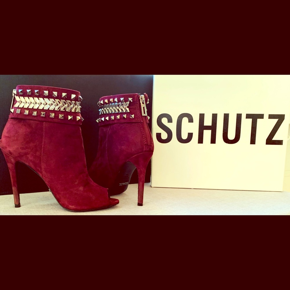SCHUTZ - ankle boots- 3.5 inch high heels suede open toe- burgundy w/ studding